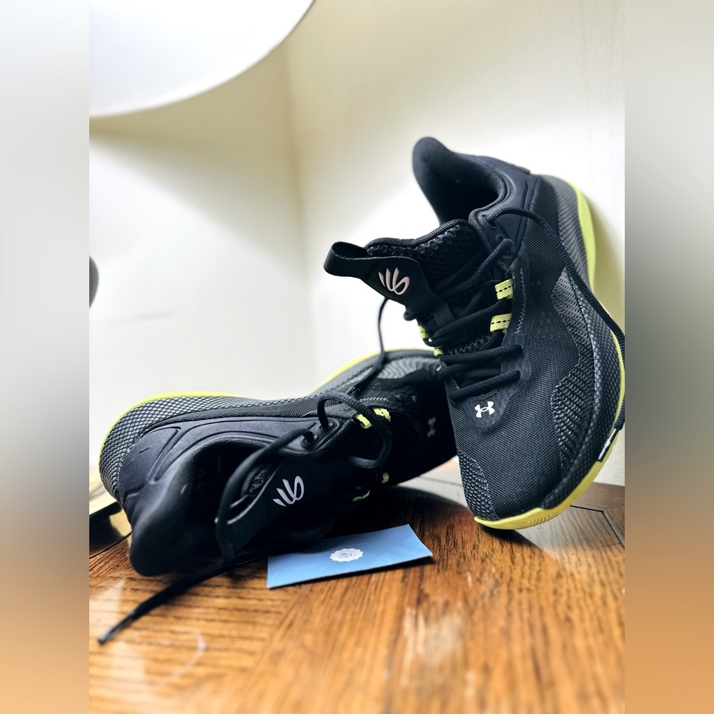 Under armor sneakers for men